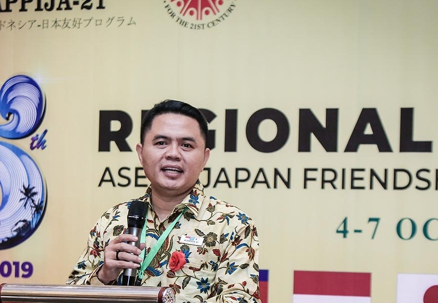 Mulyono Lodji saat menyampaikan sambutan di podium pada acara KAPPIJA-21.