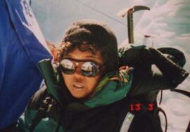 Dari Yogyakarta ke Puncak Dunia: Petualangan Mendebarkan Clara Sumarwati di Everest