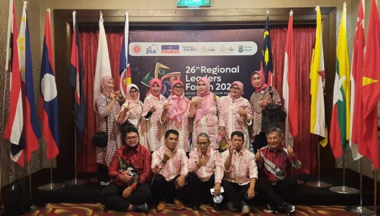 Delegasi Indonesia di RLF Malaysia Berbusana Tenun Ikat Jepara, Membawa Semangat Kebangsaan