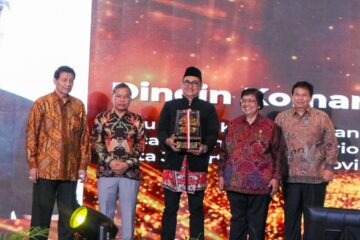 Bang Dindin Komarudin Dianugerahi Penghargaan Kalp