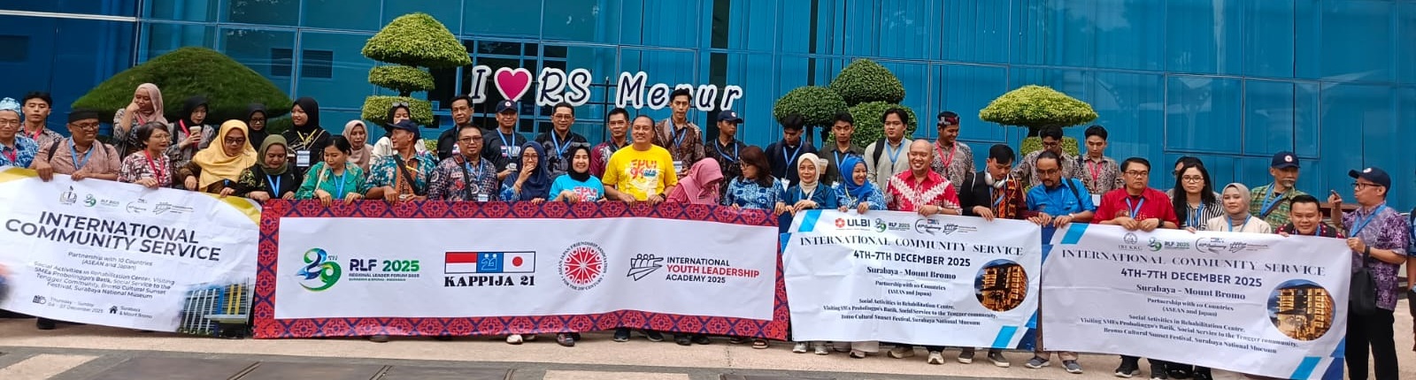 foto bersama di Rs Menur