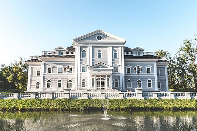 Home Nick Romanov Hw4aUQ81ic Unsplash