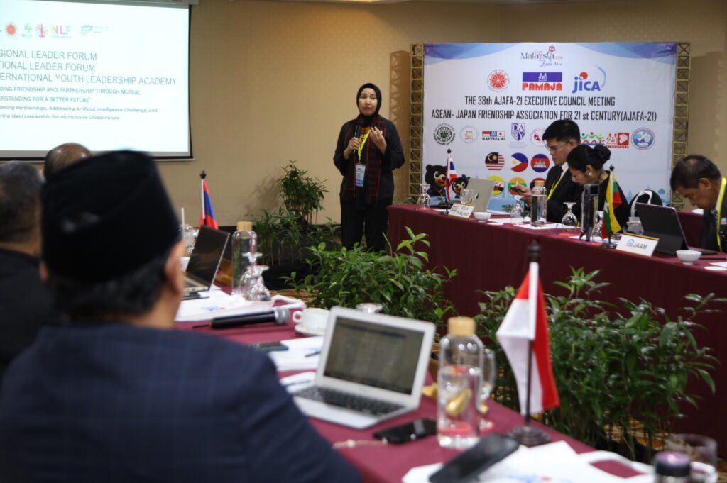 Presiden Kappija21 beri laporan di acara ECM Malyasia