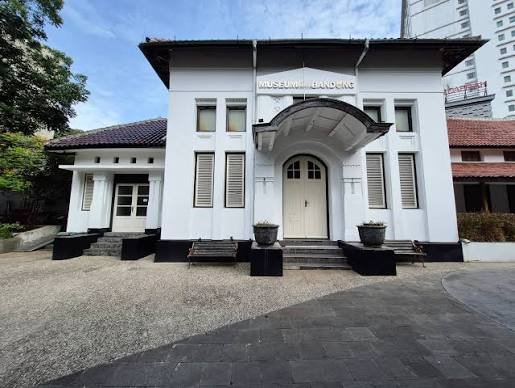 Bandung